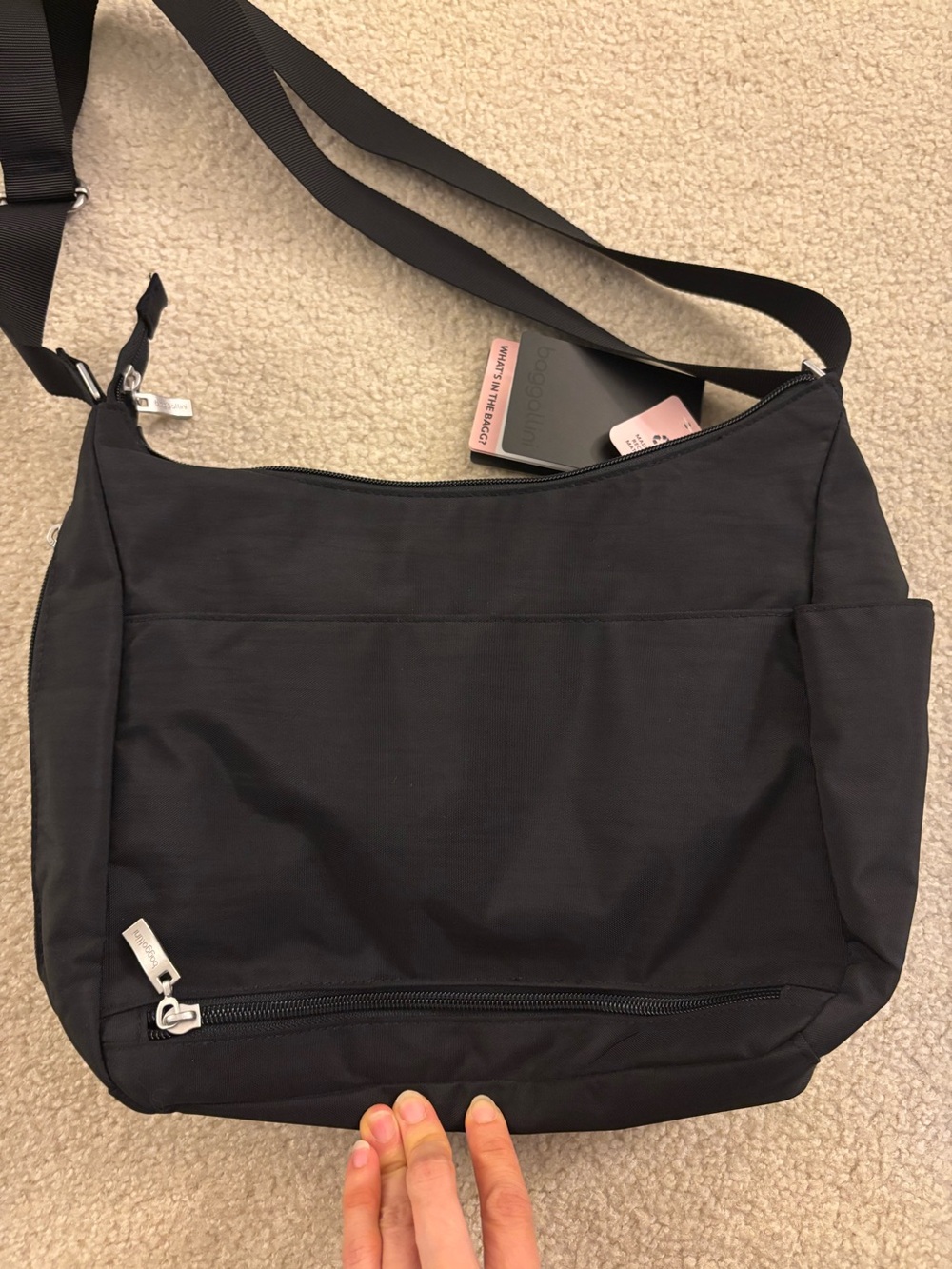 NWT Baggallini Everywhere Bagg With RFID Black - Picture 2 of 7